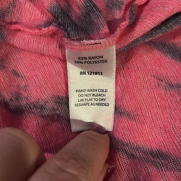 LNA - BLITHE TEE - MAGENTA TIE DYE woman’s small - Picture 6 of 6